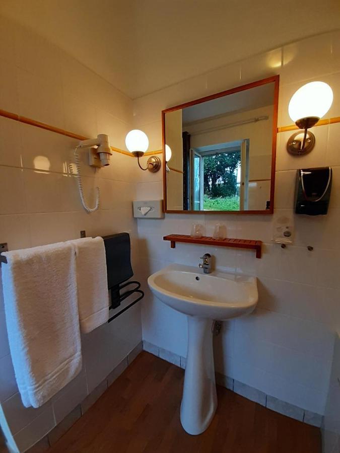 Auberge De Kerveoc'H Douarnenez Exteriör bild